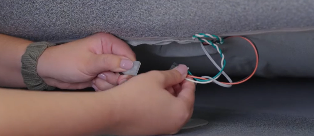 Foot Warming Wire Connector, located at the hip of the bed.